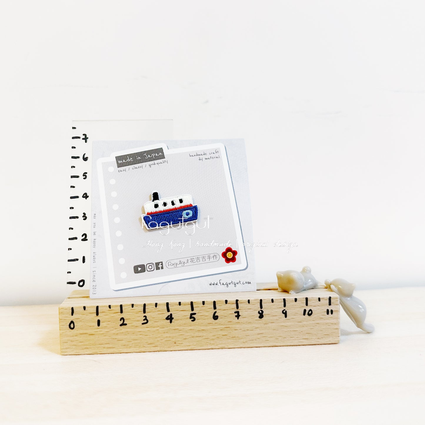 fagutgut 花吉吉手作 - 日本刺繡布章 - 經典水手色的紅白藍船 2.5cm (貼/縫) #J007