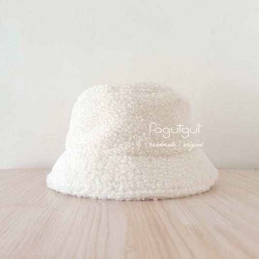 fagutgut 花吉吉手作 - 手工羊羔絨漁夫帽(可配人寵親子裝) - 平頂款 - 可調節 - 奶油色 (嬰兒/兒童/成人)